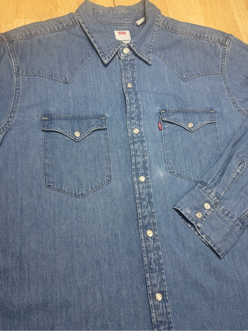 Levi’s Mens Large Western Pearl Snap Denim Shirt Blue Long Sleeve Cowboy Ranch - Picture 2 of 12